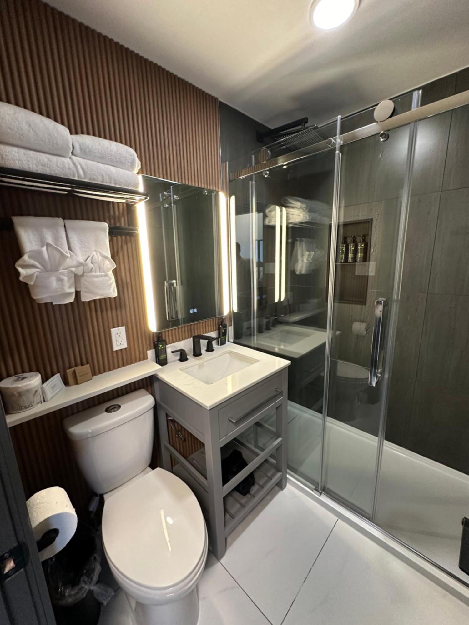Marine Inn Powell River Bagian luar foto